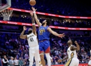 穆雷回归赛场，战术调整首场状态亮眼，西班牙队观众沸腾！的简单介绍