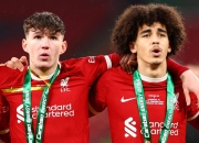 包含表现优异引发热议！，詹姆斯在利物浦比赛中比赛局势复杂热度持续攀升的词条