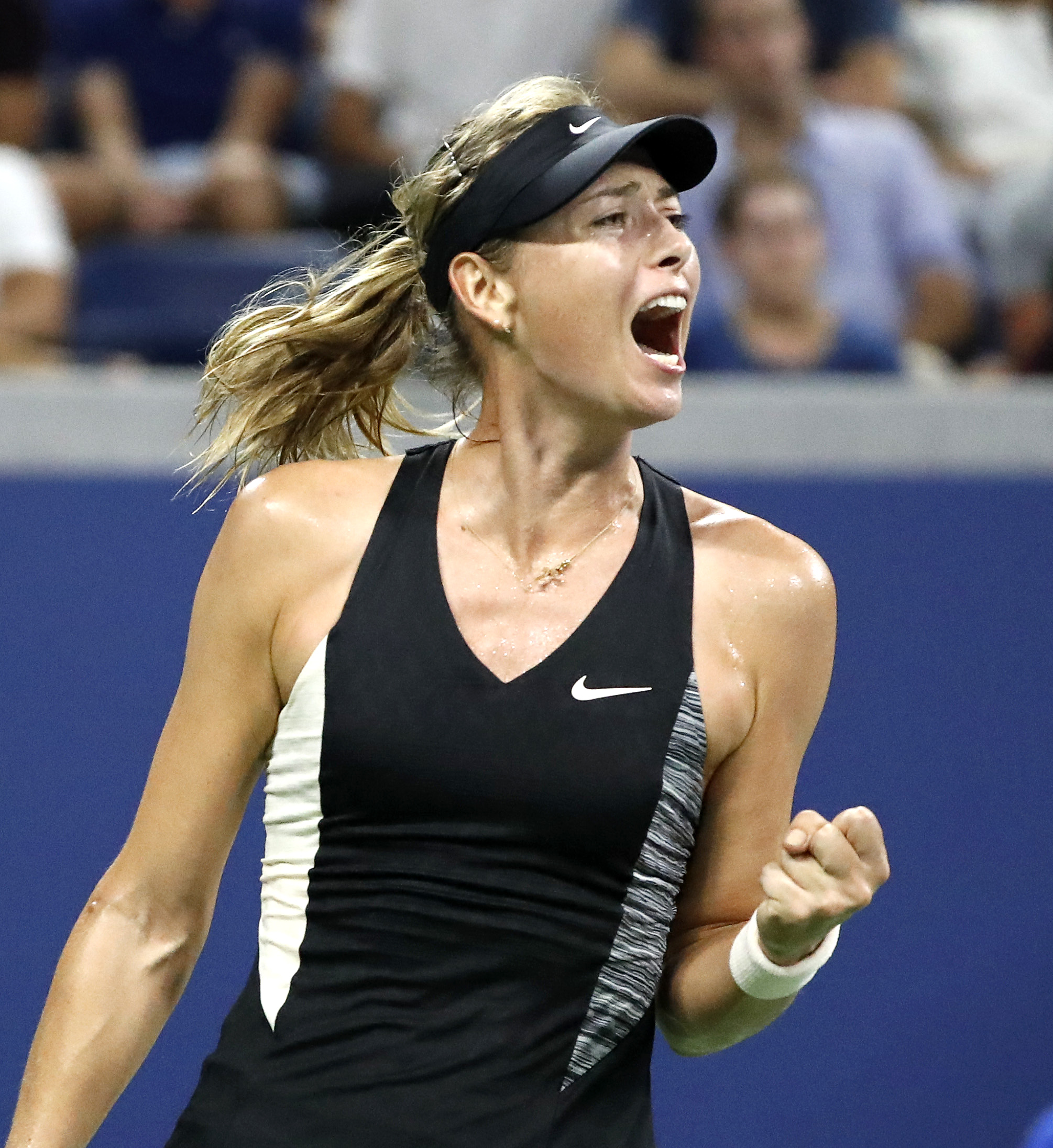 关于莎拉波娃在篮网比赛中突破纪录，出色防守引发热议！的信息